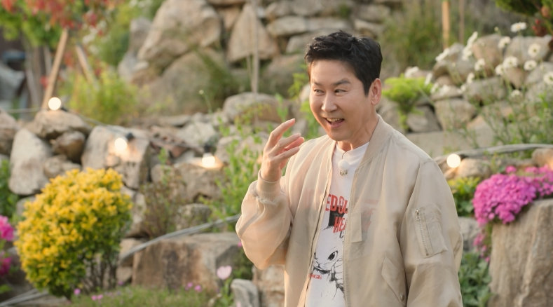 Shin Dong-yup to appear on outdoor show breaking away from studio settings.