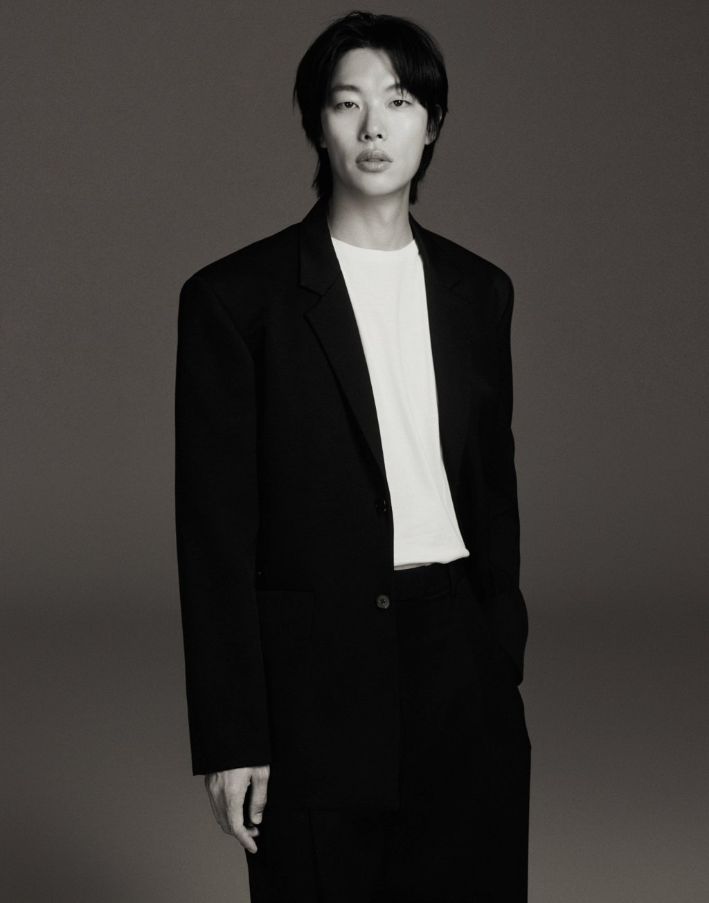 Ryu Jun Yeol joins UAA, promising to elevate his acting career