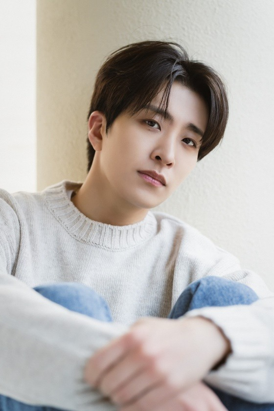 GOT7’s Youngjae Stands for Women’s Safety on Bubble Live