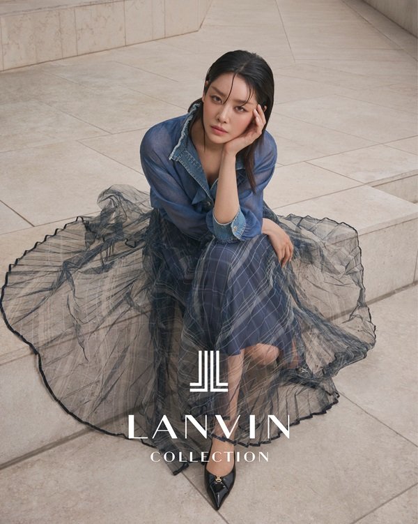 Explore Che Ju-young's elegance in LANVIN's new fashion collection