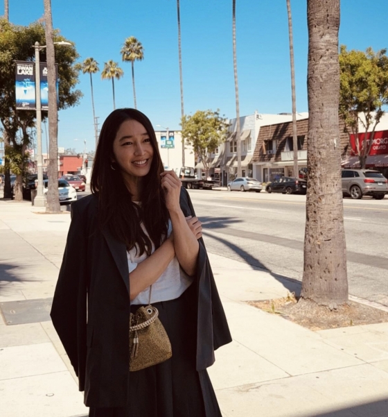 Korean actress Lee Min-jung captivates with her radiant Californian style